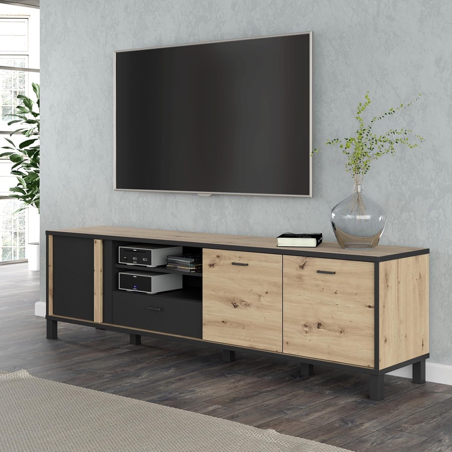 TV-Lowboard mit 3 T¨¹ren, 1 Schublade und offenen F?chern aus Holzwerkstoff in Artisan-Eiche und Schwarz, 199,2 ¡Á 56